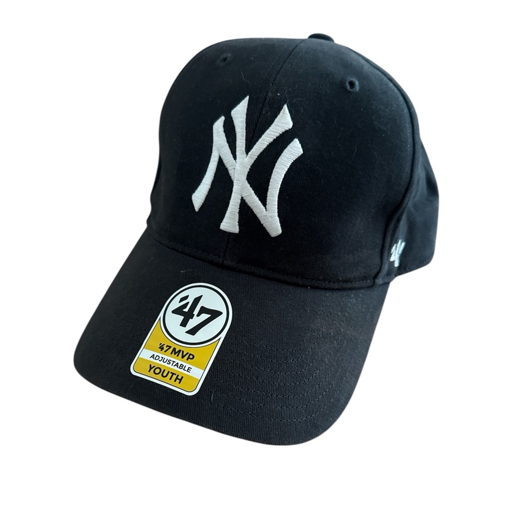 47 Brand Youth Black and White Cap